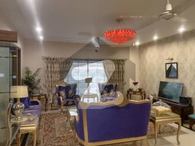 ڈی ایچ اے فیز 4 - بلاک ڈبل سی فیز 4,ڈیفنس (ڈی ایچ اے),لاہور میں 5 کمروں کا 1 کنال مکان 8.5 کروڑ میں برائے فروخت۔