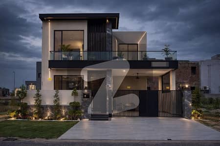 ڈی ایچ اے فیز 6 ڈیفنس (ڈی ایچ اے),لاہور میں 4 کمروں کا 10 مرلہ مکان 4.75 کروڑ میں برائے فروخت۔