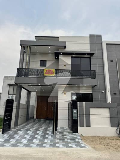 5 MARLA LUXURY HOUSE FOR SALE 5 MARLA LUXURY HOUSE FOR SALE