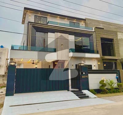 سینٹرل پارک ۔ بلاک جی سینٹرل پارک ہاؤسنگ سکیم,لاہور میں 5 کمروں کا 10 مرلہ مکان 4.05 کروڑ میں برائے فروخت۔ سینٹرل پارک ۔ بلاک جی سینٹرل پارک ہاؤسنگ سکیم,لاہور میں 5 کمروں کا 10 مرلہ مکان 4.05 کروڑ میں برائے فروخت۔