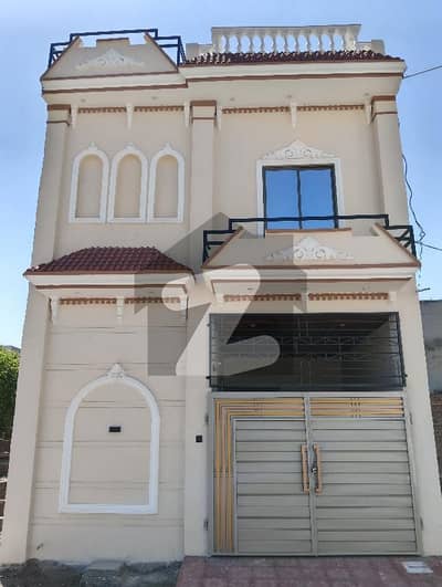 بوسان روڈ ملتان میں 3 کمروں کا 3 مرلہ مکان 95.0 لاکھ میں برائے فروخت۔