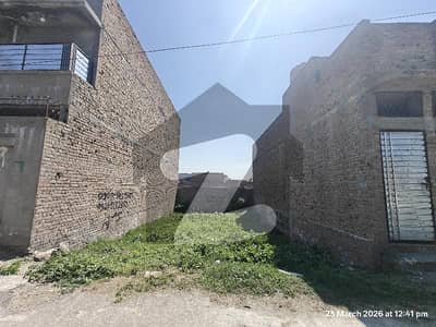 چترال ویلی ڈی ایس پی ٹاؤن ورسک روڈ,پشاور میں 5 مرلہ رہائشی پلاٹ 28.0 لاکھ میں برائے فروخت۔