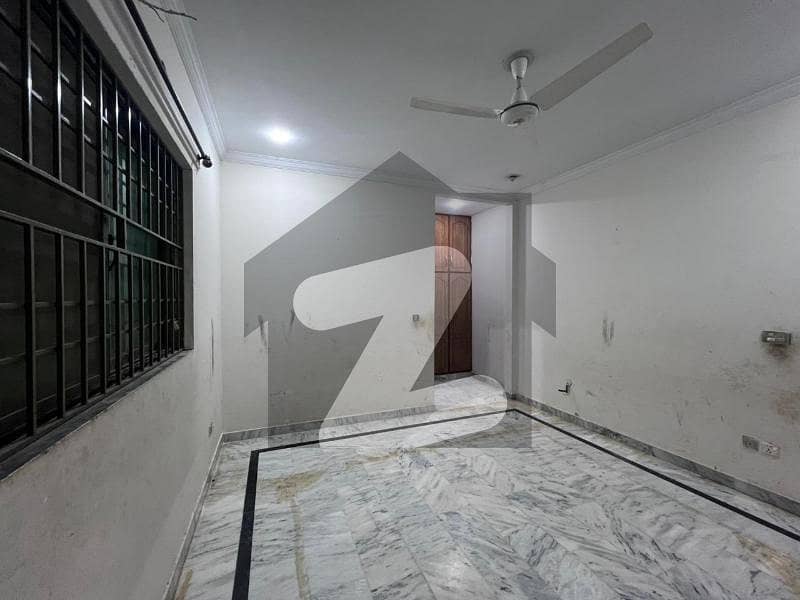 4 Marla Ground Portion Available In G-13/4 4 Marla Ground Portion Available In G-13/4