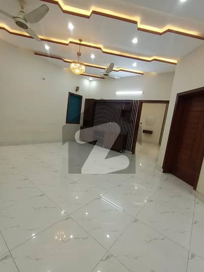 10 Lower Portion For Rent LDA Avenue 1