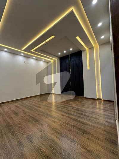 7 Marla Luxury House For Rent