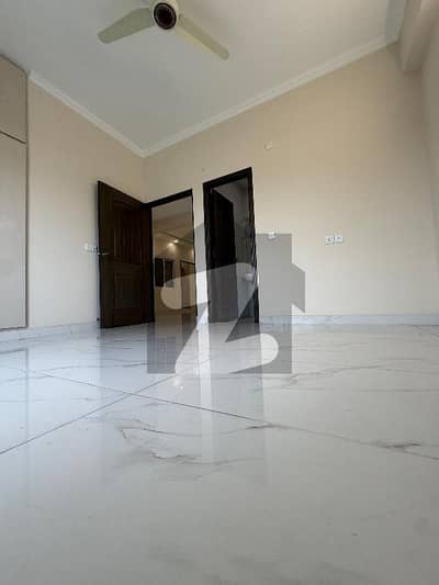 جی ۔ 11/3 جی ۔ 11,اسلام آباد میں 3 کمروں کا 8 مرلہ فلیٹ 4.85 کروڑ میں برائے فروخت۔ جی ۔ 11/3 جی ۔ 11,اسلام آباد میں 3 کمروں کا 8 مرلہ فلیٹ 4.85 کروڑ میں برائے فروخت۔