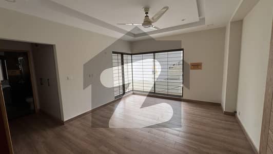 4 Bedrooms Apartment Available For Sale On TP