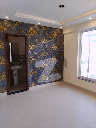 بحریہ ٹاؤن ۔ بلاک اے اے بحریہ ٹاؤن سیکٹرڈی,بحریہ ٹاؤن,لاہور میں 2 کمروں کا 3 مرلہ فلیٹ 40.0 ہزار میں کرایہ پر دستیاب ہے۔