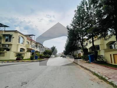 بحریہ انکلیو - سیکٹر سی 1 بحریہ انکلیو,بحریہ ٹاؤن,اسلام آباد میں 10 مرلہ رہائشی پلاٹ 2.08 کروڑ میں برائے فروخت۔