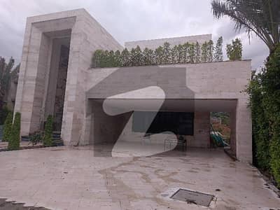 بحریہ گارڈن سٹی بحریہ ٹاؤن,اسلام آباد میں 5 کمروں کا 3 کنال مکان 20.5 کروڑ میں برائے فروخت۔