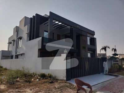 1 Kanal House In Bahria Town - Tauheed Block Best Option 1 Kanal House In Bahria Town - Tauheed Block Best Option