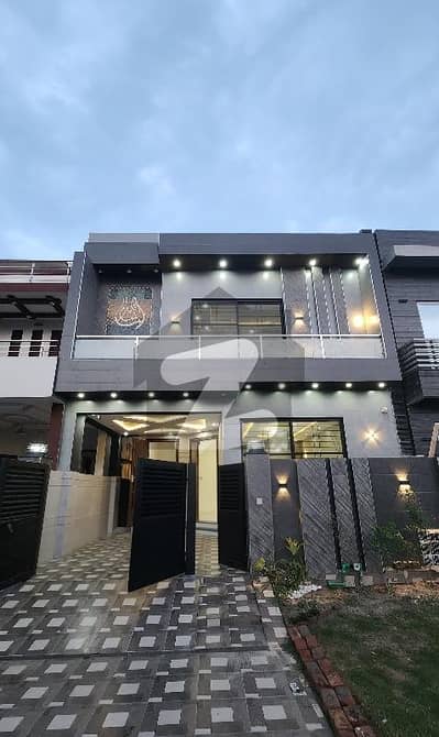 Brand New 5 Marla Modern Luxury House | A1 Premium Finish in DHA Rehbar 11 Sector 2 | 3 Beds Attached + 2 Kitchens + 2 TV Lounges | Ready to Move