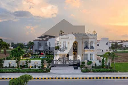 ڈی ایچ اے فیز 6 ڈیفنس (ڈی ایچ اے),لاہور میں 5 کمروں کا 2 کنال مکان 13.88 کروڑ میں برائے فروخت۔