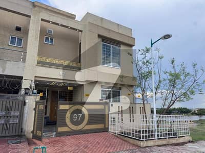 بحریہ ٹاؤن فیز 8 ۔ بلاک ایم بحریہ ٹاؤن فیز 8,بحریہ ٹاؤن راولپنڈی,راولپنڈی میں 4 کمروں کا 5 مرلہ مکان 75.0 ہزار میں کرایہ پر دستیاب ہے۔ بحریہ ٹاؤن فیز 8 ۔ بلاک ایم بحریہ ٹاؤن فیز 8,بحریہ ٹاؤن راولپنڈی,راولپنڈی میں 4 کمروں کا 5 مرلہ مکان 75.0 ہزار میں کرایہ پر دستیاب ہے۔