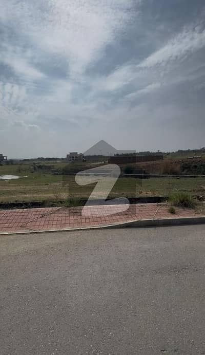 10 Marla plot available for sale sector E Bahria town Rawalpindi phase 8