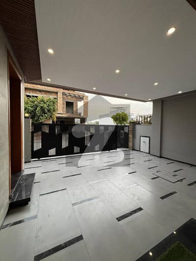 Fully Furnished Ground Floor Available For Rent