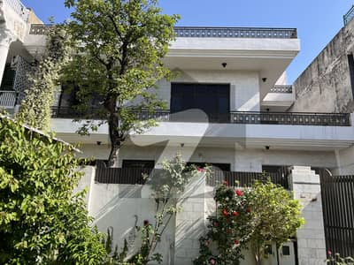 I-8/3 40x80 Double Storey House Available For Rent Solar Panels Available I-8/3 40x80 Double Storey House Available For Rent Solar Panels Available