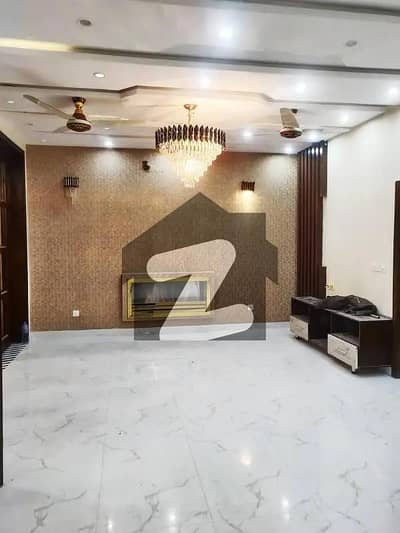 بحریہ ٹاؤن سیکٹر سی بحریہ ٹاؤن,لاہور میں 3 کمروں کا 10 مرلہ مکان 70.0 ہزار میں کرایہ پر دستیاب ہے۔