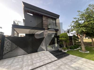 10 MARLA MODERN LUXURY BUNGALOW FOR SALE DHA PHASE 7 Y BLOCK Near Defence Raya Fair Ways