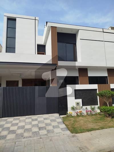 ڈی ایچ اے ڈیفینس فیز 2 ڈی ایچ اے ڈیفینس,اسلام آباد میں 5 کمروں کا 10 مرلہ مکان 7.75 کروڑ میں برائے فروخت۔ ڈی ایچ اے ڈیفینس فیز 2 ڈی ایچ اے ڈیفینس,اسلام آباد میں 5 کمروں کا 10 مرلہ مکان 7.75 کروڑ میں برائے فروخت۔