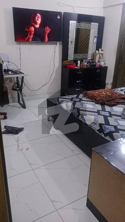 پی ای سی ایچ ایس بلاک 3 پی ای سی ایچ ایس,جمشید ٹاؤن,کراچی میں 4 کمروں کا 9 مرلہ فلیٹ 7.3 کروڑ میں برائے فروخت۔