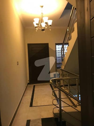 ڈی ۔ 12 اسلام آباد میں 3 کمروں کا 10 مرلہ بالائی پورشن 1.45 لاکھ میں کرایہ پر دستیاب ہے۔ ڈی ۔ 12 اسلام آباد میں 3 کمروں کا 10 مرلہ بالائی پورشن 1.45 لاکھ میں کرایہ پر دستیاب ہے۔