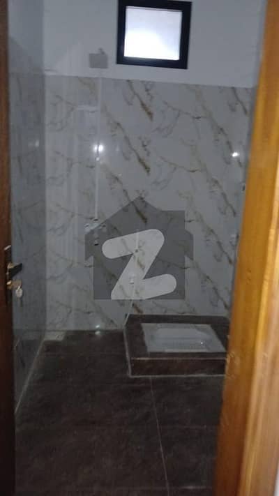 Prime Location Dadabhoy Town Flat Sized 1500 Square Feet Is Available