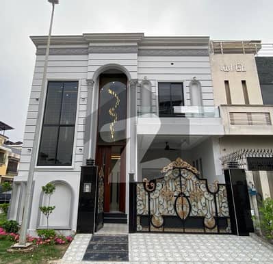 5.5 Marla Corner New House available for Sale at prime location in phase 1 Citi housing Gujranwala