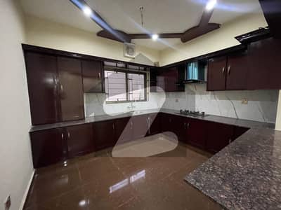 بحریہ ٹاؤن جاسمین بلاک بحریہ ٹاؤن سیکٹر سی,بحریہ ٹاؤن,لاہور میں 4 کمروں کا 10 مرلہ مکان 3.7 کروڑ میں برائے فروخت۔