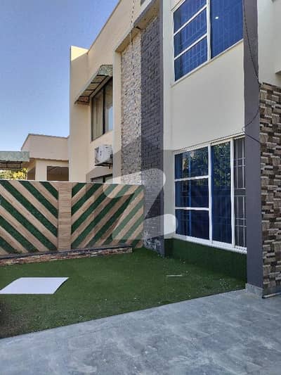 10 Marla House Available For Rent In Buch Vilas Multan