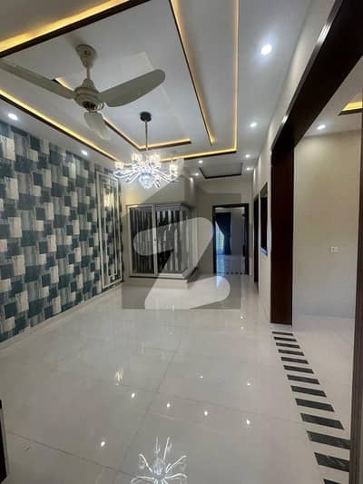 Luxurious New Built 3 Marla House