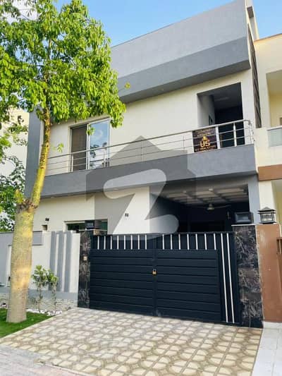 5 MARLA SOLID CONSTRUCTION HOUSE AVAILABLE FOR SALE IN DREAM GARDENS