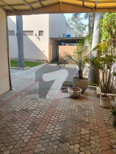 ڈیوس روڈ لاہور میں 2 کمروں کا 1 کنال دفتر 3.5 لاکھ میں کرایہ پر دستیاب ہے۔ ڈیوس روڈ لاہور میں 2 کمروں کا 1 کنال دفتر 3.5 لاکھ میں کرایہ پر دستیاب ہے۔