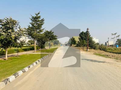 لیک سٹی رائیونڈ روڈ,لاہور میں 7 مرلہ رہائشی پلاٹ 1.0 کروڑ میں برائے فروخت۔