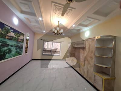 G-10/3 Size 500 Sq Yd Full House 6 Bed 6 Bath 2 Drawing 2 TVL 2 Kitchen