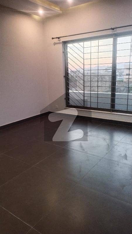 Brand New Upper Portion Available For Rent Brand New Upper Portion Available For Rent