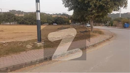 بحریہ گرینز۔ اوورسیز انکلیو - سیکٹر 5 بحریہ گرینز۔ اوورسیز انکلیو,بحریہ ٹاؤن فیز 8,بحریہ ٹاؤن راولپنڈی,راولپنڈی میں 10 مرلہ رہائشی پلاٹ 1.7 کروڑ میں برائے فروخت۔