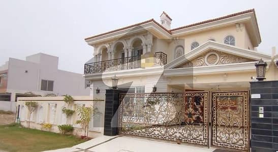 ایڈن ایوینیو ایڈن,لاہور میں 4 کمروں کا 12 مرلہ مکان 3.62 کروڑ میں برائے فروخت۔