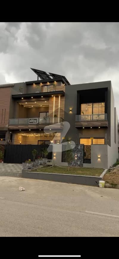 10 Marla House For Sale In Block B1 Multi Gardens