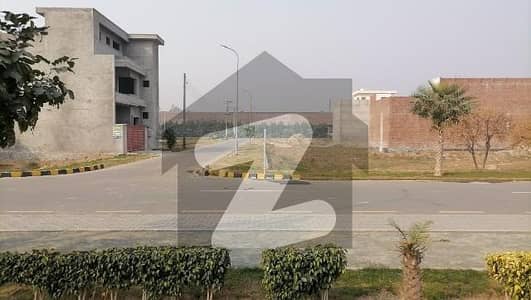 A 4 Marla Residential Plot Located In Oasis Orchard Is Available For sale