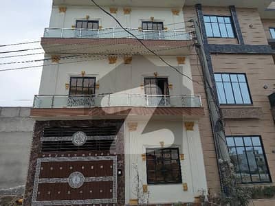 اوسس آرچرڈ سمندری روڈ,فیصل آباد میں 4 مرلہ مکان 1.9 کروڑ میں برائے فروخت۔