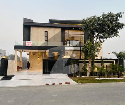 01 Kanal Luxury Ultra Modern House DHA Phase 7, Lahore. Near McDonald Park