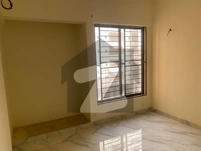 صائمہ ریذیڈنشیا سکیم 33 - سیکٹر 34-اے,سکیم 33,کراچی میں 2 کمروں کا 5 مرلہ فلیٹ 1.55 کروڑ میں برائے فروخت۔