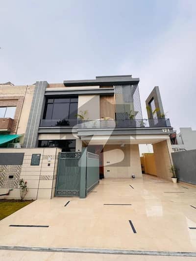 10 Marla Luxury House for Sale in Bahria Orchard Phase 1 Southern Block | 4 Bedrooms | 60 Ft Road | 2 Car Parking 10 Marla Luxury House for Sale in Bahria Orchard Phase 1 Southern Block | 4 Bedrooms | 60 Ft Road | 2 Car Parking