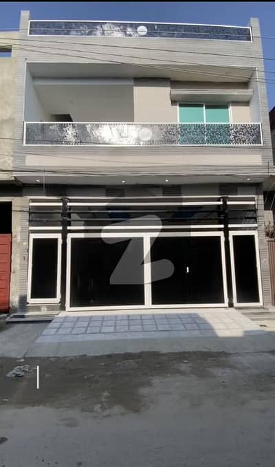 Peshawar hayat abad phase 6 sector F9 5marla ontuch house for sale 8bds 8bath 2 kitchen 2 hall 3 separate ways