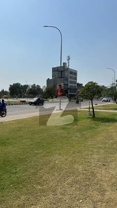 5 Marla Full Paid file including All Development Charges iin Block M7D Lake City Lahore 5 Marla Full Paid file including All Development Charges iin Block M7D Lake City Lahore