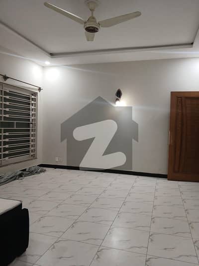 Upper Portion For Rent