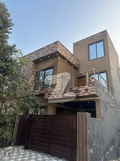 Ideal location Like a Brand New House For Sale in CC Block Bahria Town Sector D