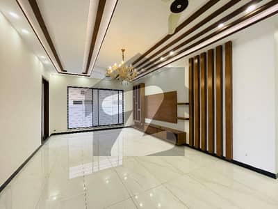 ڈی ایچ اے ڈیفینس فیز 2 ڈی ایچ اے ڈیفینس,اسلام آباد میں 3 کمروں کا 1 کنال بالائی پورشن 1.2 لاکھ میں کرایہ پر دستیاب ہے۔