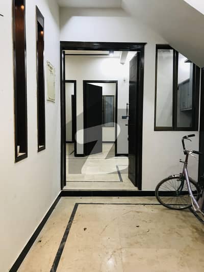 400 Yards Portion Available On Rent